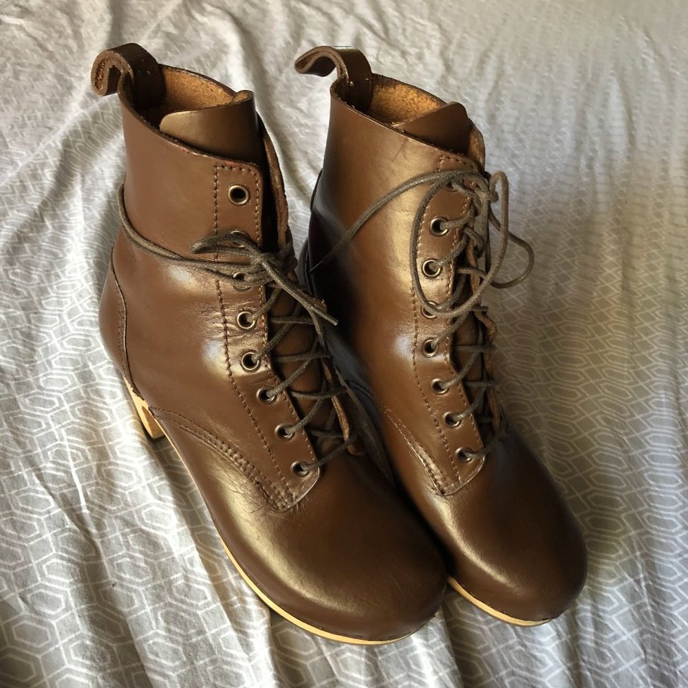 Swedish Hasbeens Brown Leather Lace-Up Platform Clog Boots with Tan Wood Soles - Picture 3 of 16